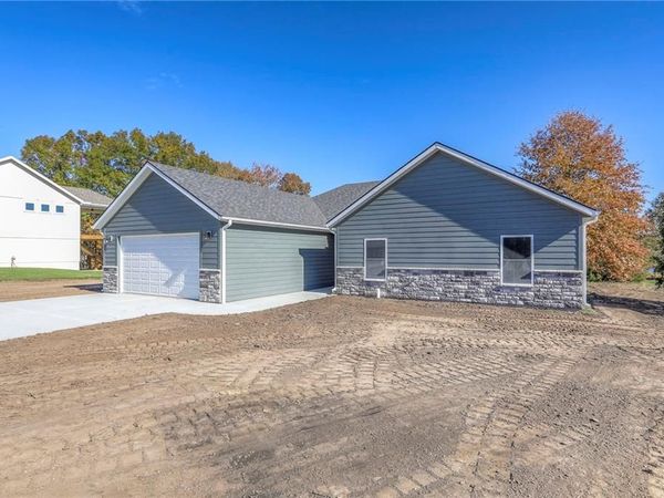 310 NE 51st Road, Warrensburg, MO 64093