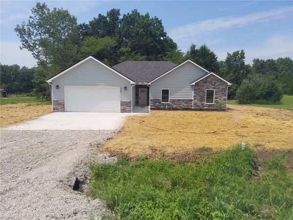 310 NE 51st Road, Warrensburg, MO 64093