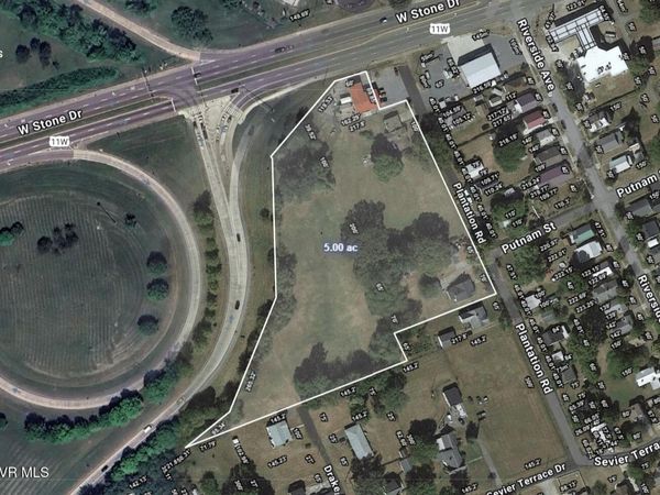 724 Plantation Road, Kingsport, TN 37660