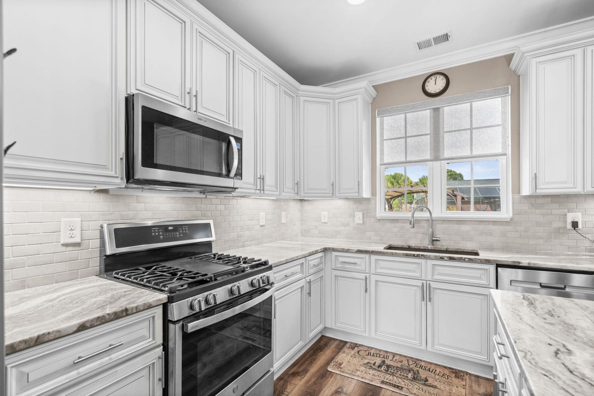 687 Tiger Paw Rd. Photo 16