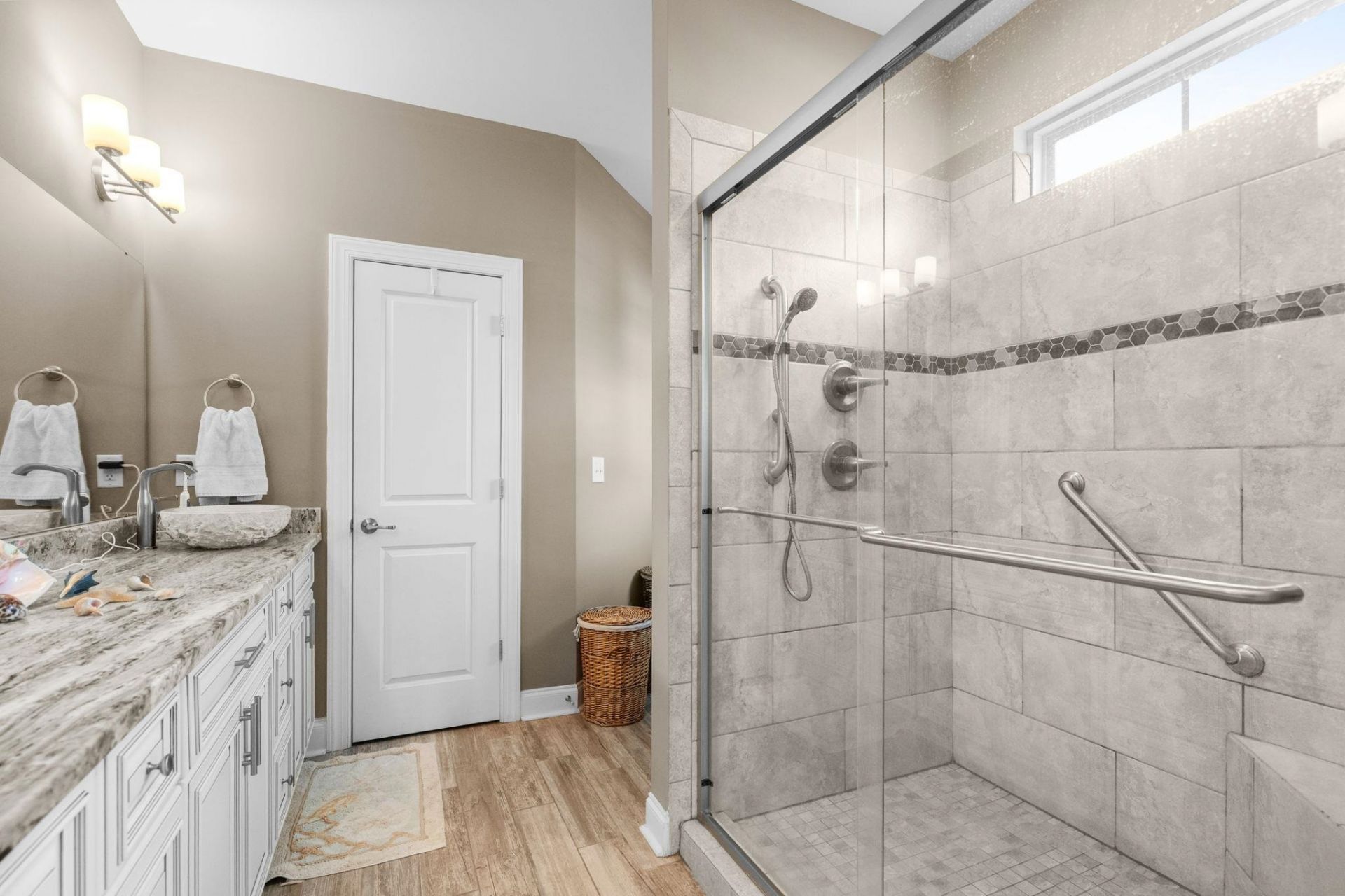 687 Tiger Paw Rd. Photo 30