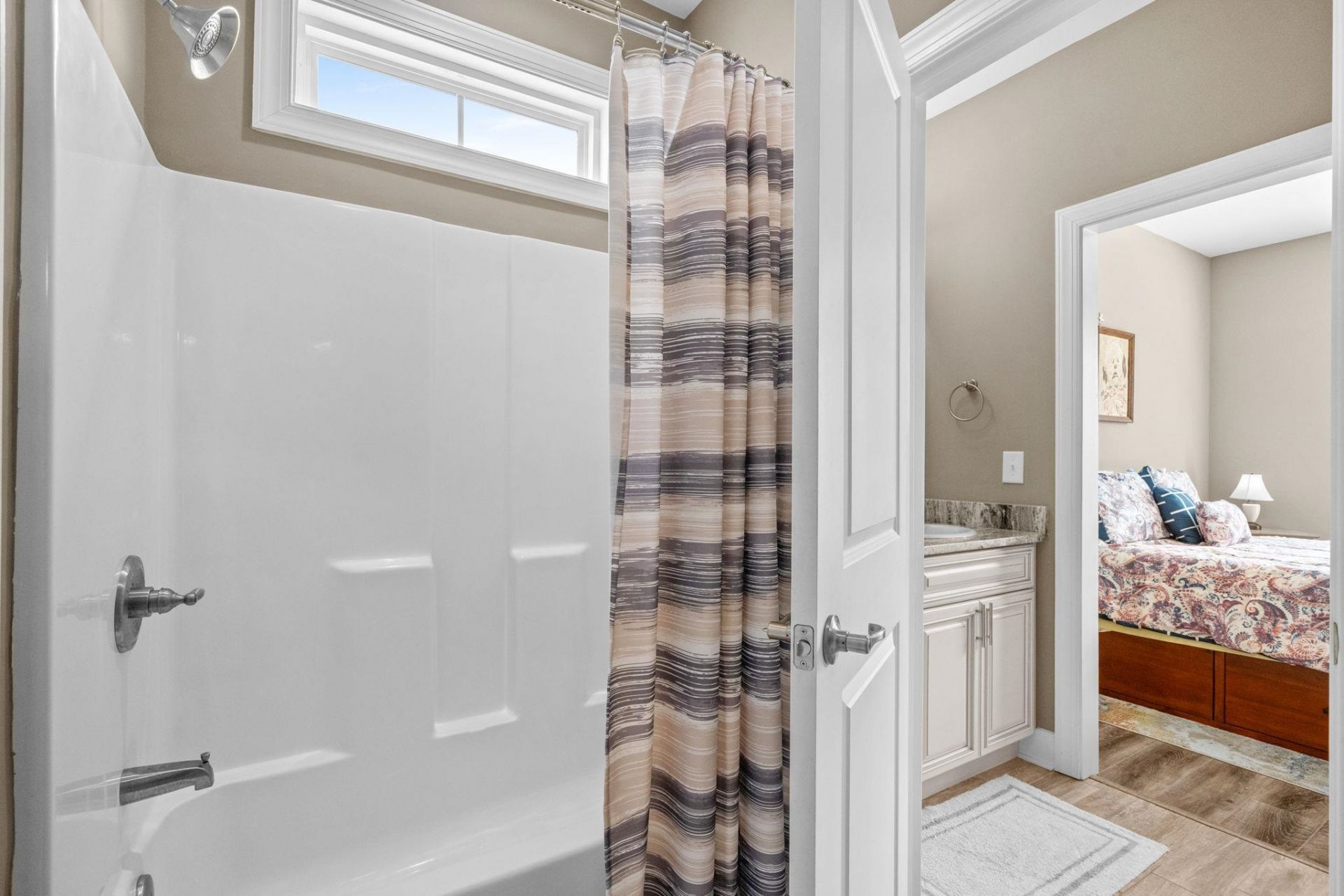 687 Tiger Paw Rd. Photo 35