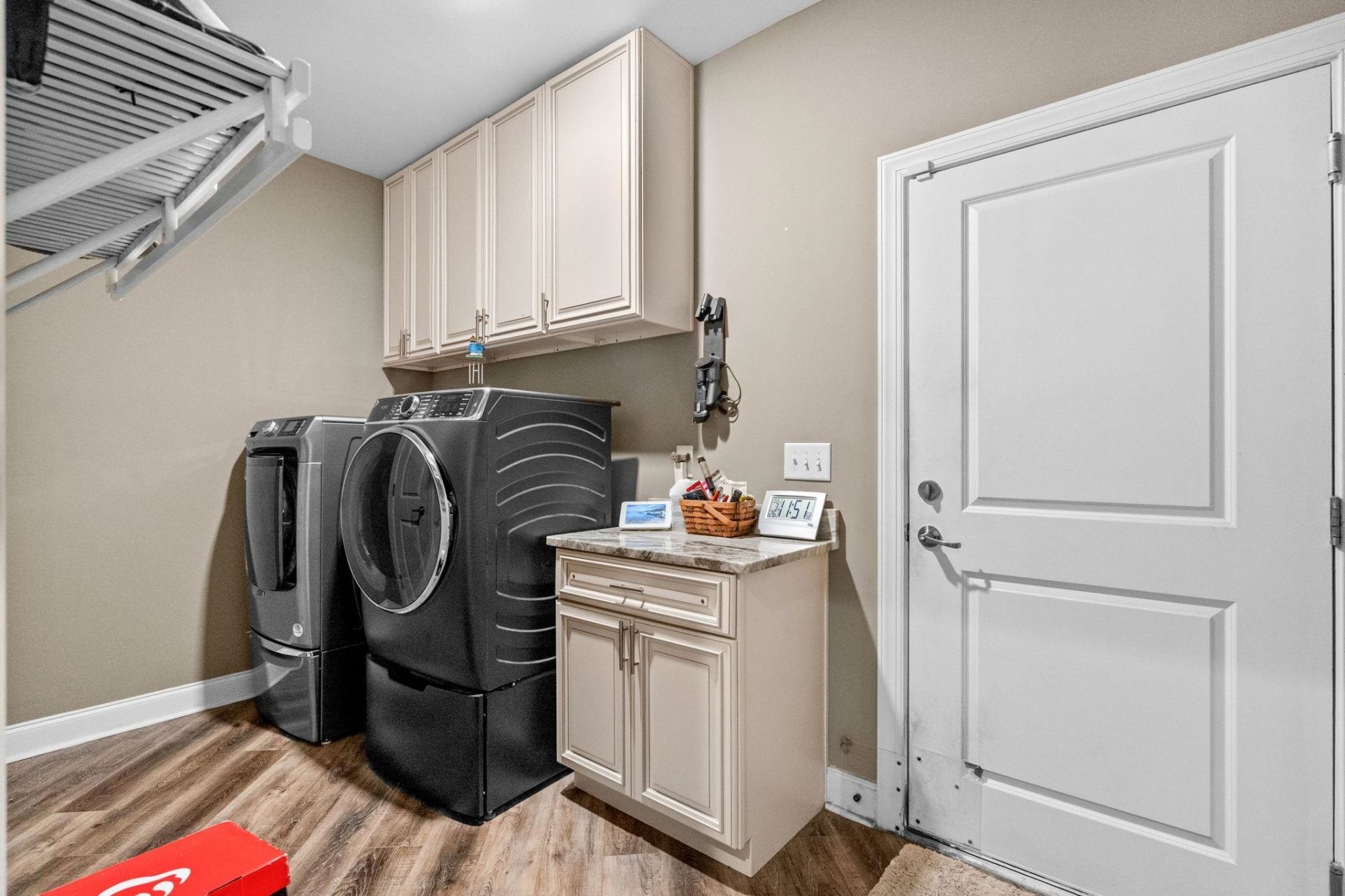 687 Tiger Paw Rd. Photo 38
