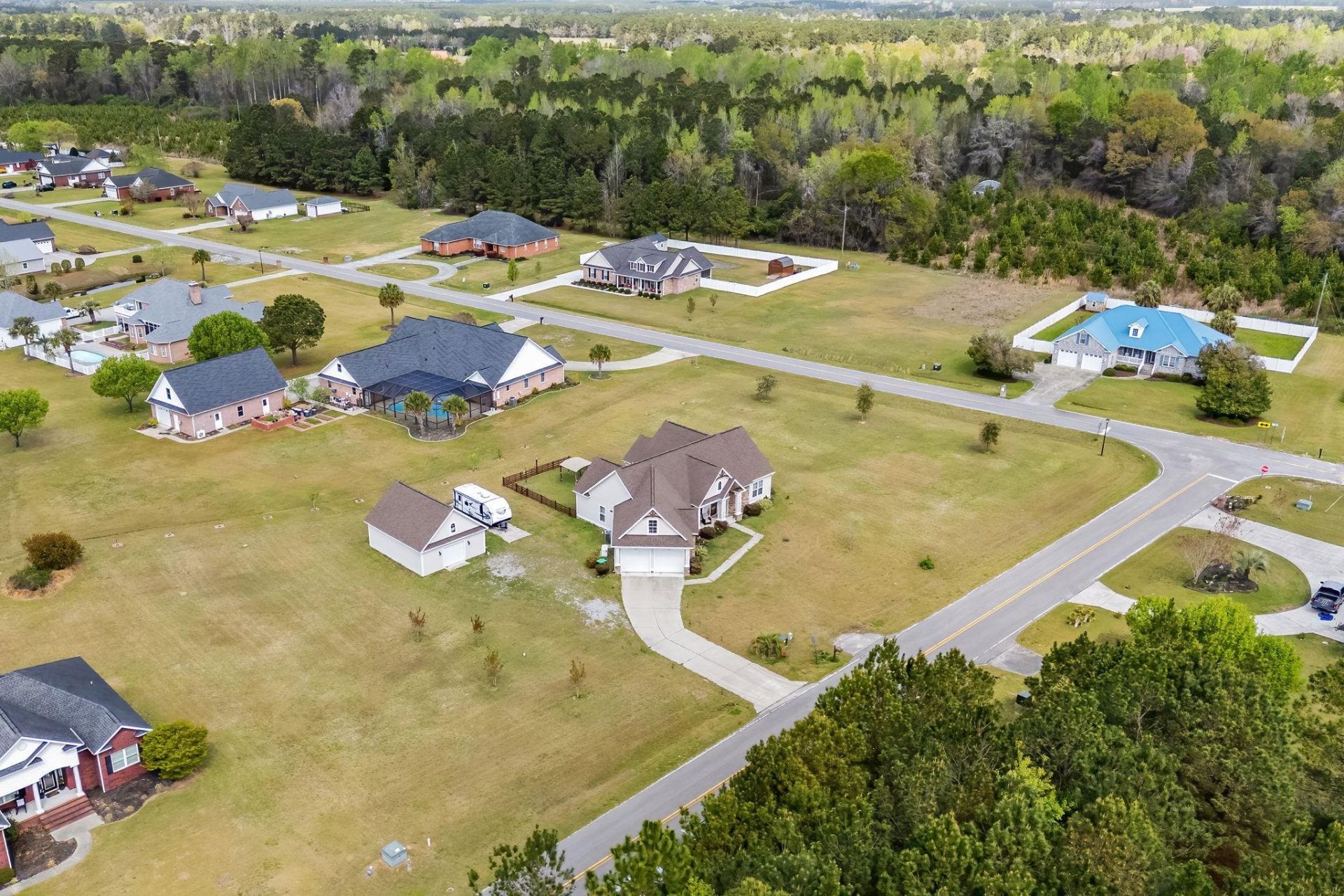 687 Tiger Paw Rd. Photo 52