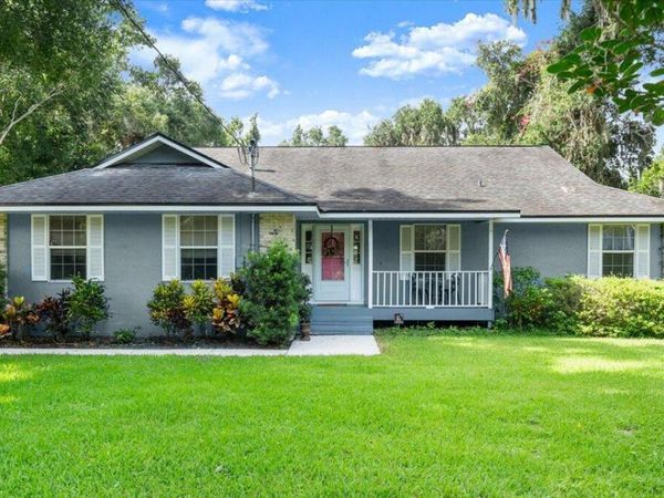 2260 Pioneer Trail, New Smyrna Beach, FL 32168