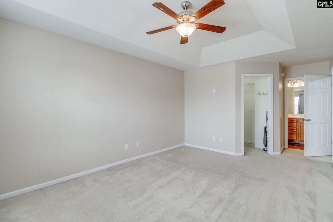 145 Drooping Leaf Drive  Photo 10