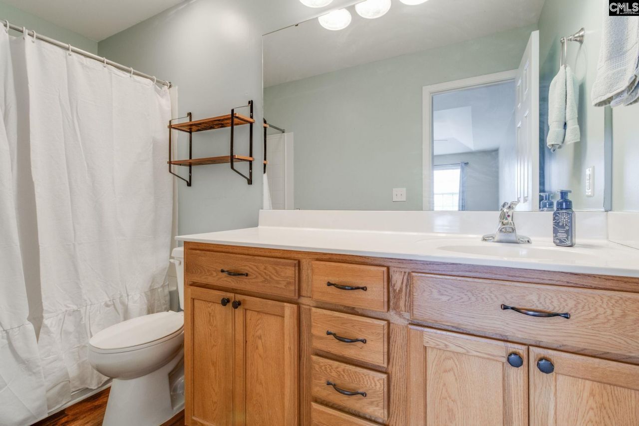 145 Drooping Leaf Drive  Photo 12