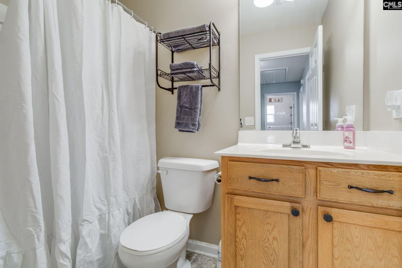 145 Drooping Leaf Drive  Photo 16