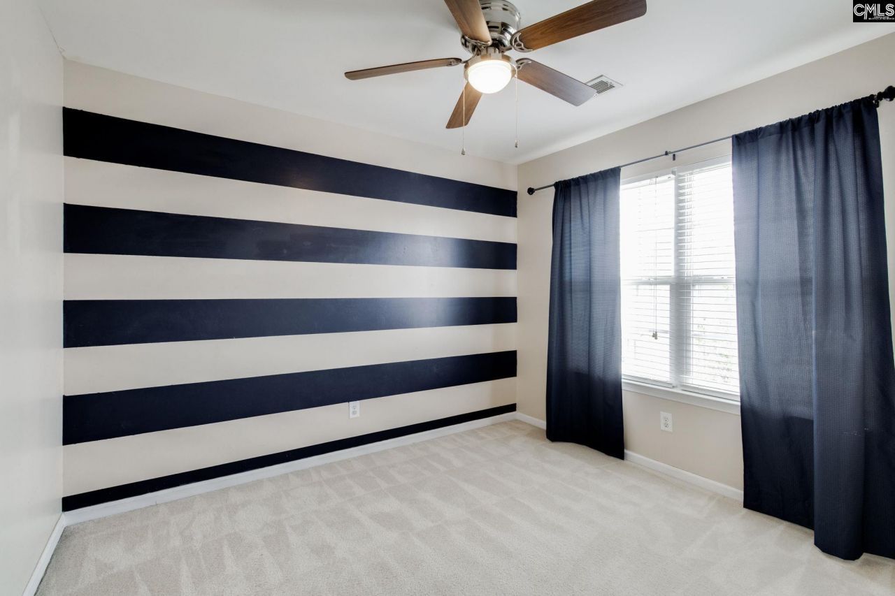 145 Drooping Leaf Drive  Photo 17