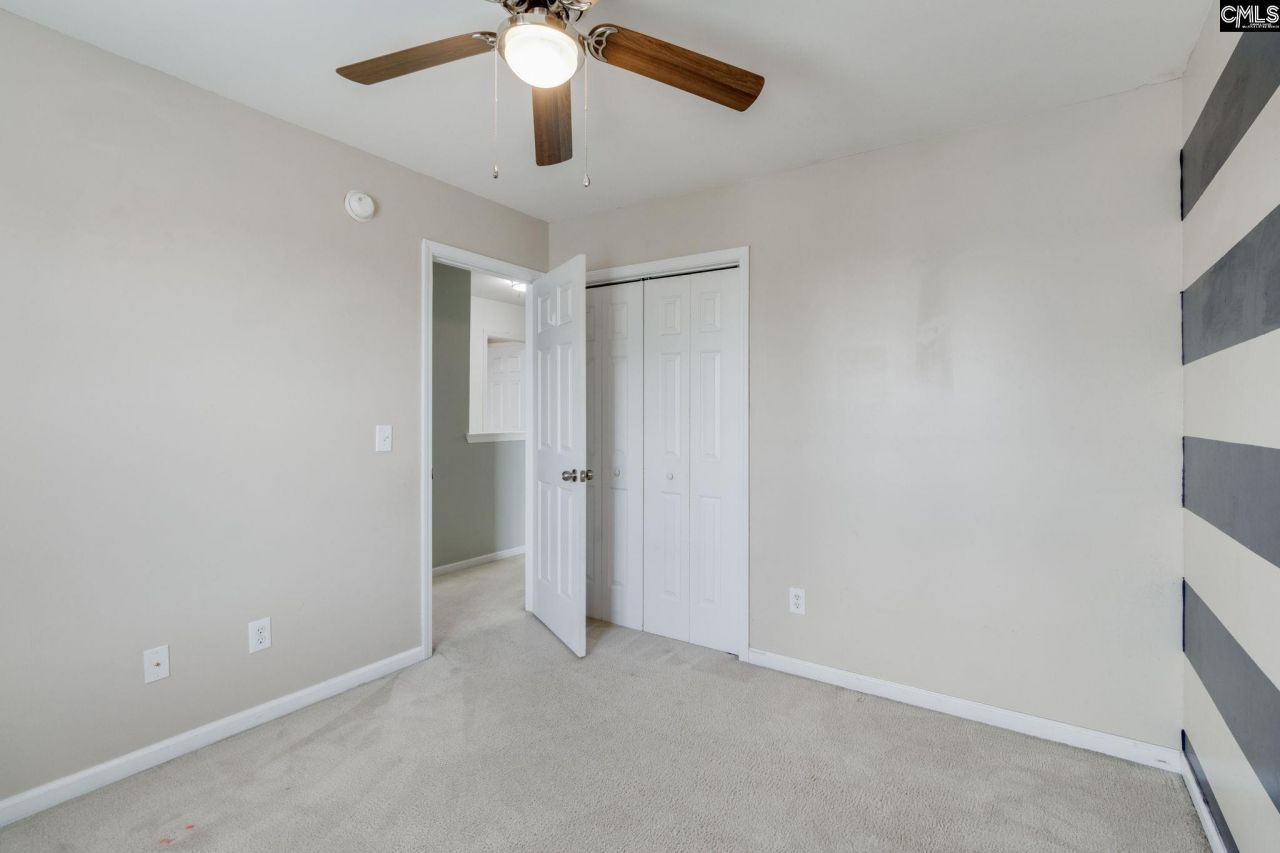 145 Drooping Leaf Drive  Photo 18