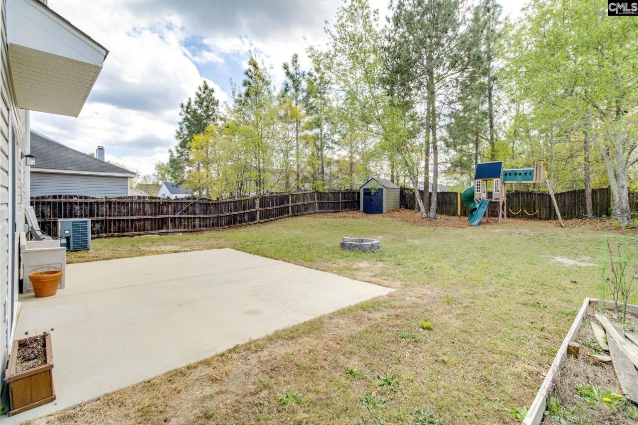 145 Drooping Leaf Drive  Photo 23