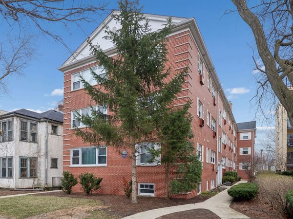 2147 Ridge Avenue , Unit 2D, Evanston, IL 60201