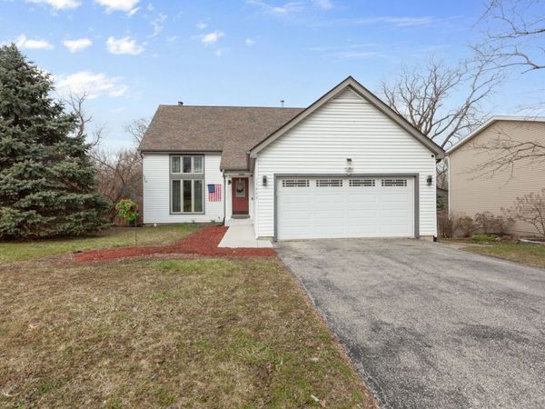 17466 W Windslow Drive , Grayslake, IL 60030