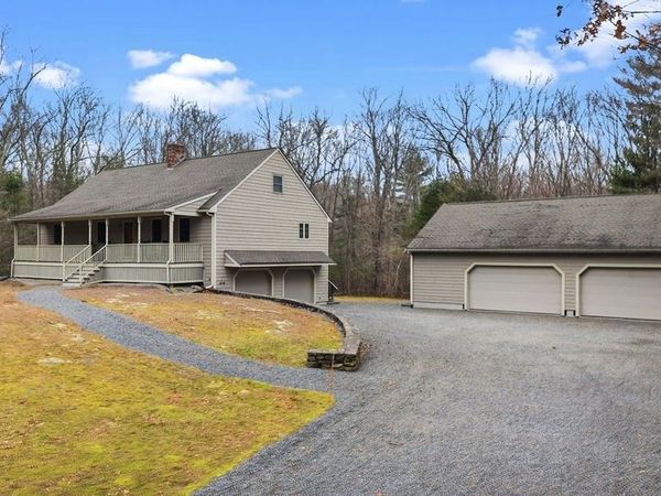 2140 Tanglewood Rd., Dighton, MA 02764