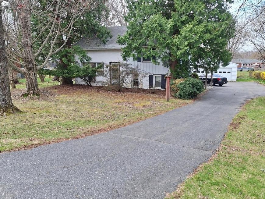 5926 Chichester, Aston, PA 19014 Main Photo