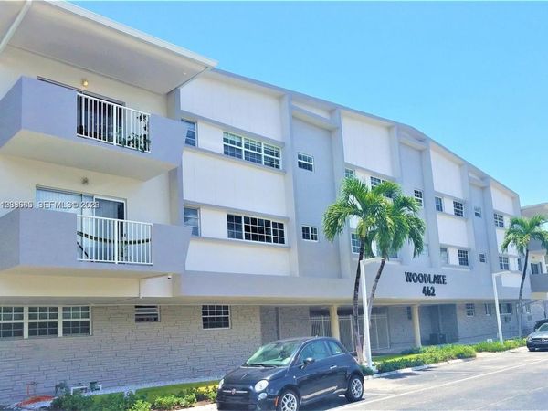 462 Golden Isles Dr , Unit 203, Hallandale Beach, FL 33009