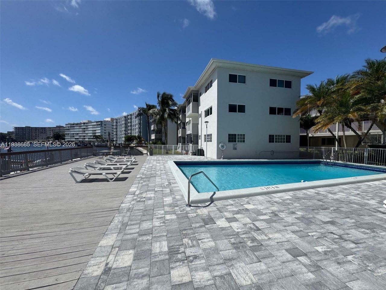 462 Golden Isles Dr , Unit 203, Hallandale Beach, FL 33009 Photo