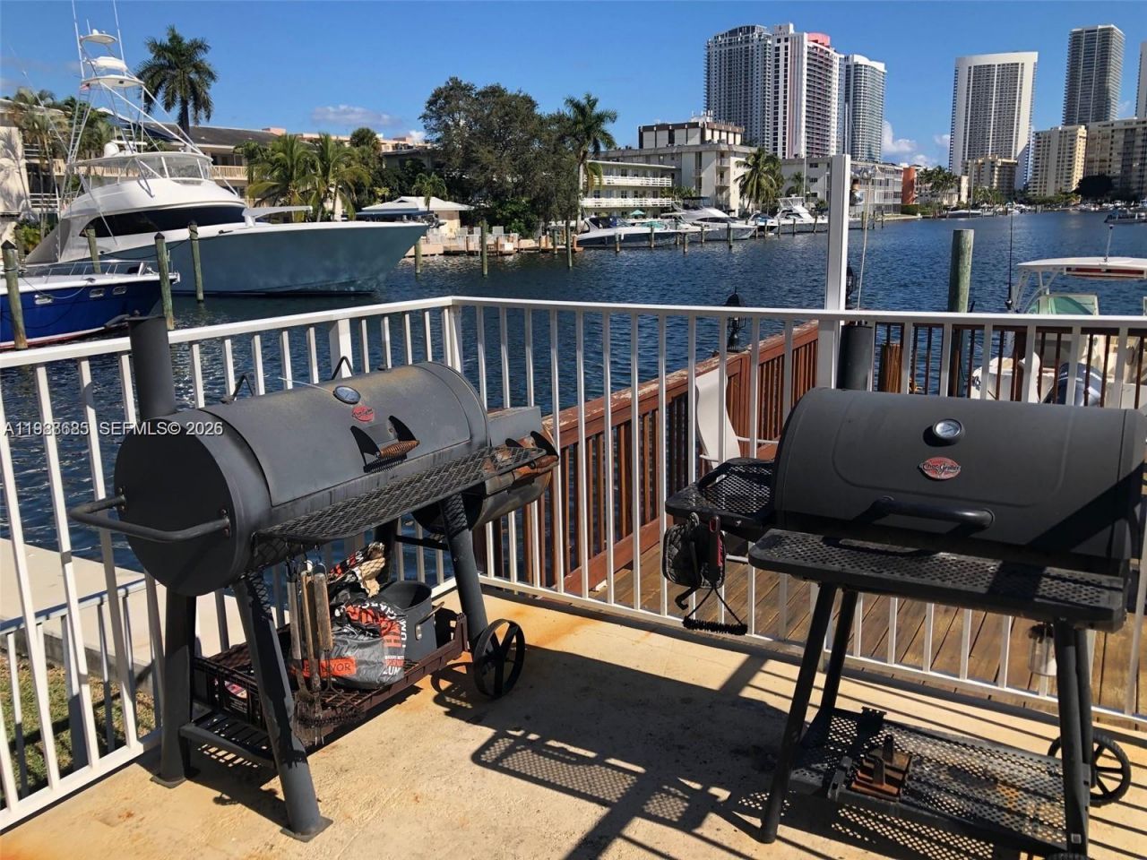 462 Golden Isles Dr , Unit 203, Hallandale Beach, FL 33009 Photo