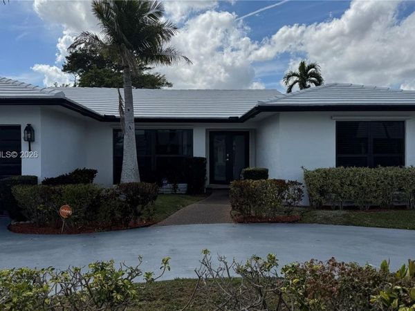 4905 Bayberry Ln , Tamarac, FL 33319