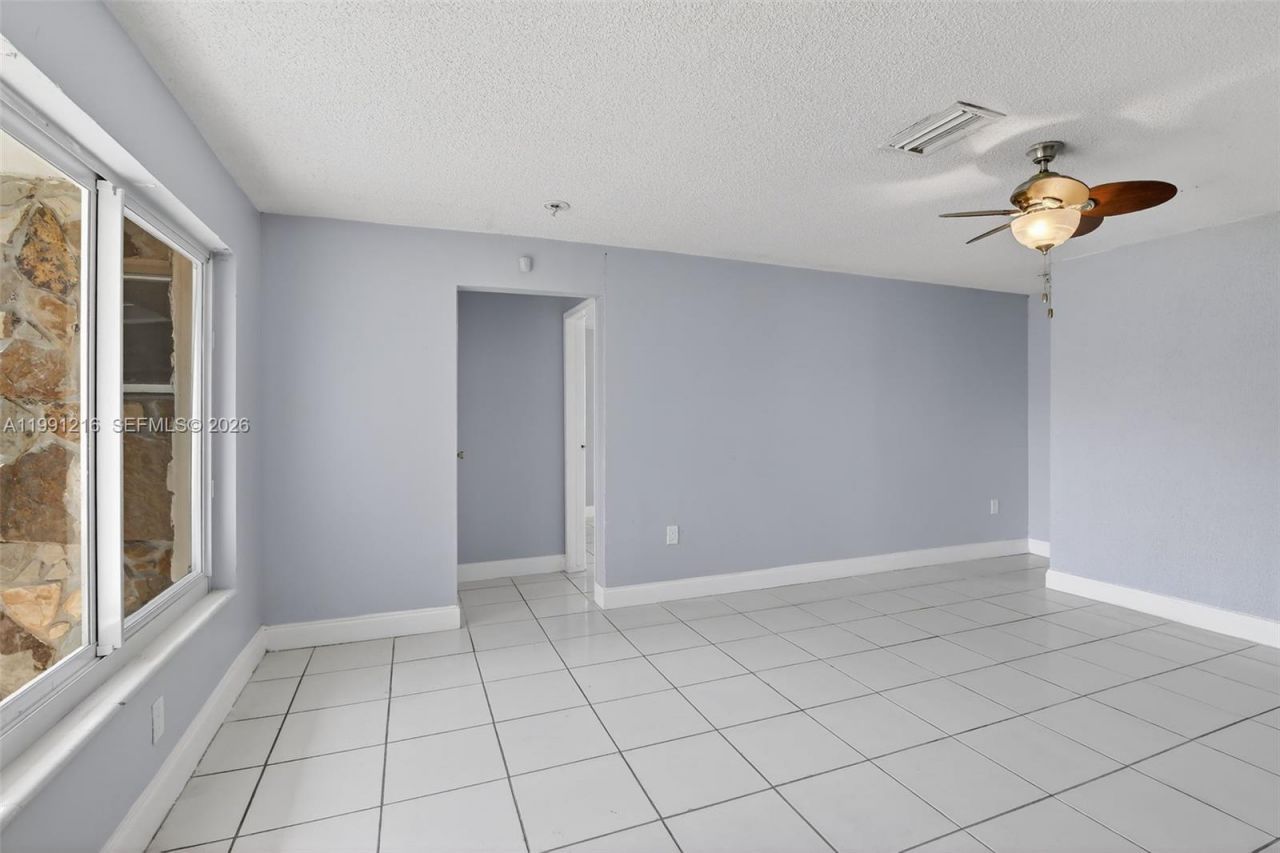 2521 NW 72nd Ave, Unit 2521, Sunrise, FL 33313 Photo