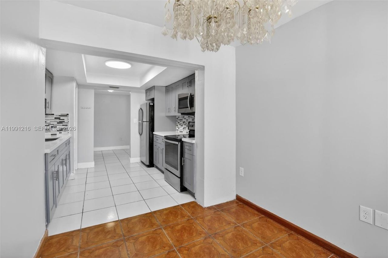 2521 NW 72nd Ave, Unit 2521, Sunrise, FL 33313 Photo