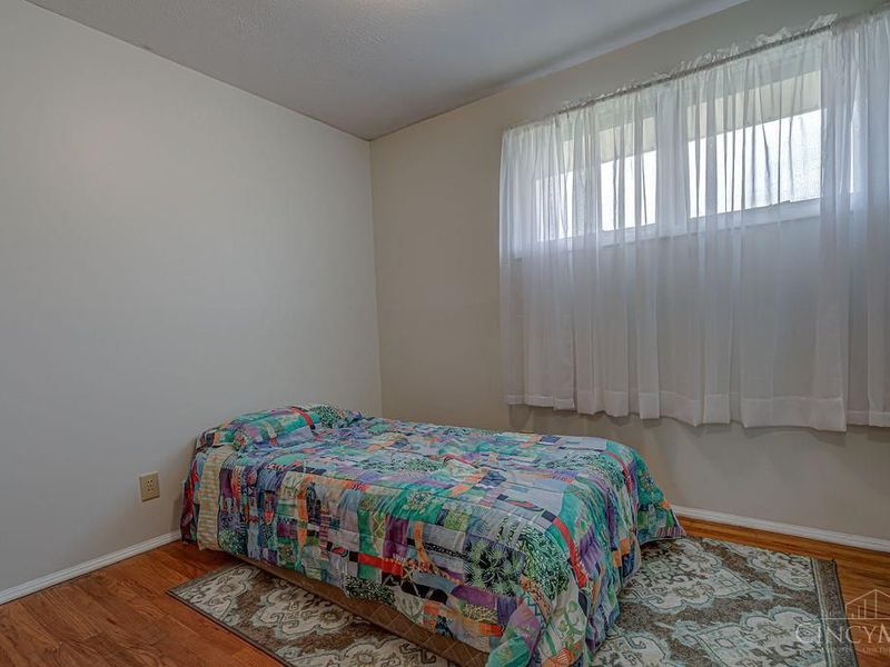 29 Dayspring Terrace, Greenhills, OH 45218 Photo 20