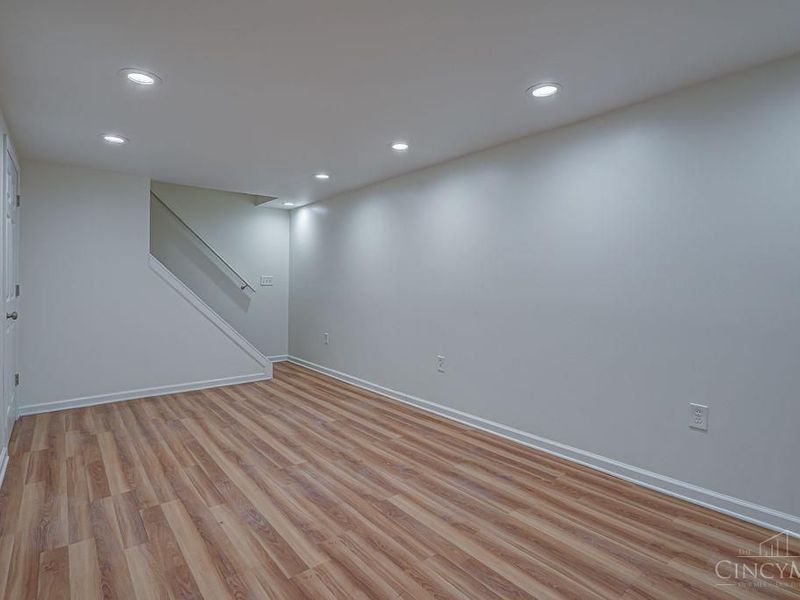 29 Dayspring Terrace, Greenhills, OH 45218 Photo 29