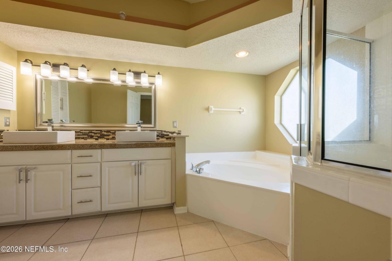 7940 Ortega Bluff Parkway, Jacksonville, FL 32244 Photo