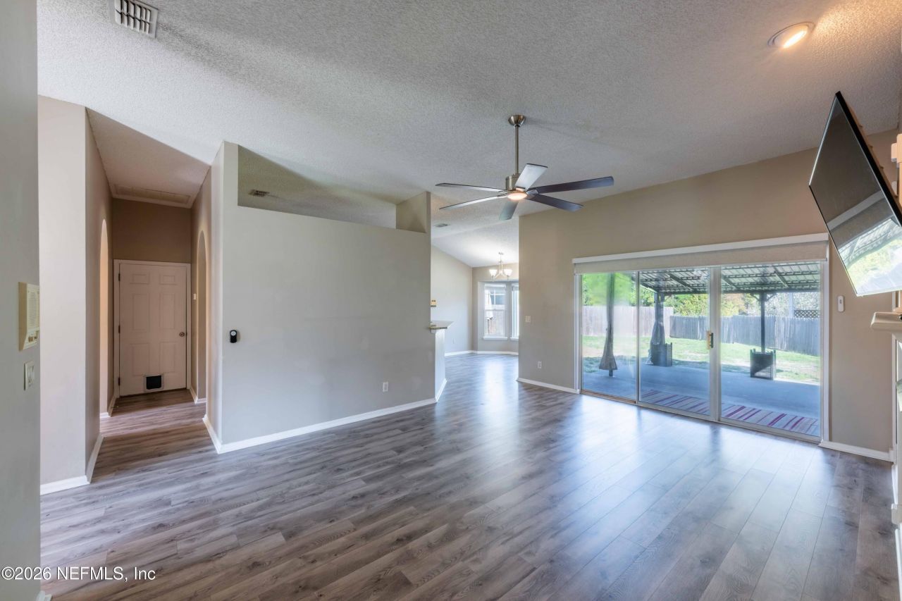 7940 Ortega Bluff Parkway, Jacksonville, FL 32244 Photo