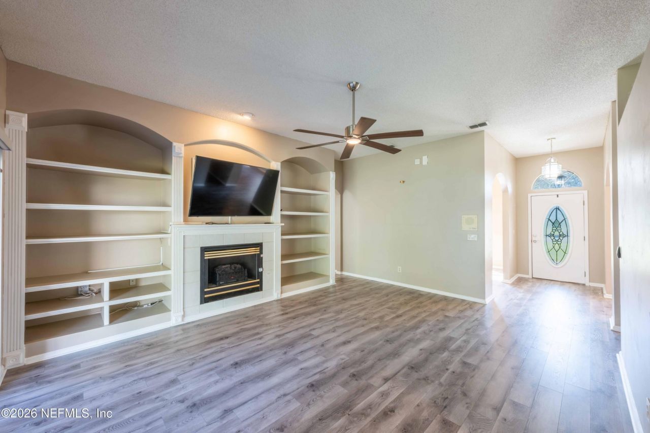 7940 Ortega Bluff Parkway, Jacksonville, FL 32244 Photo