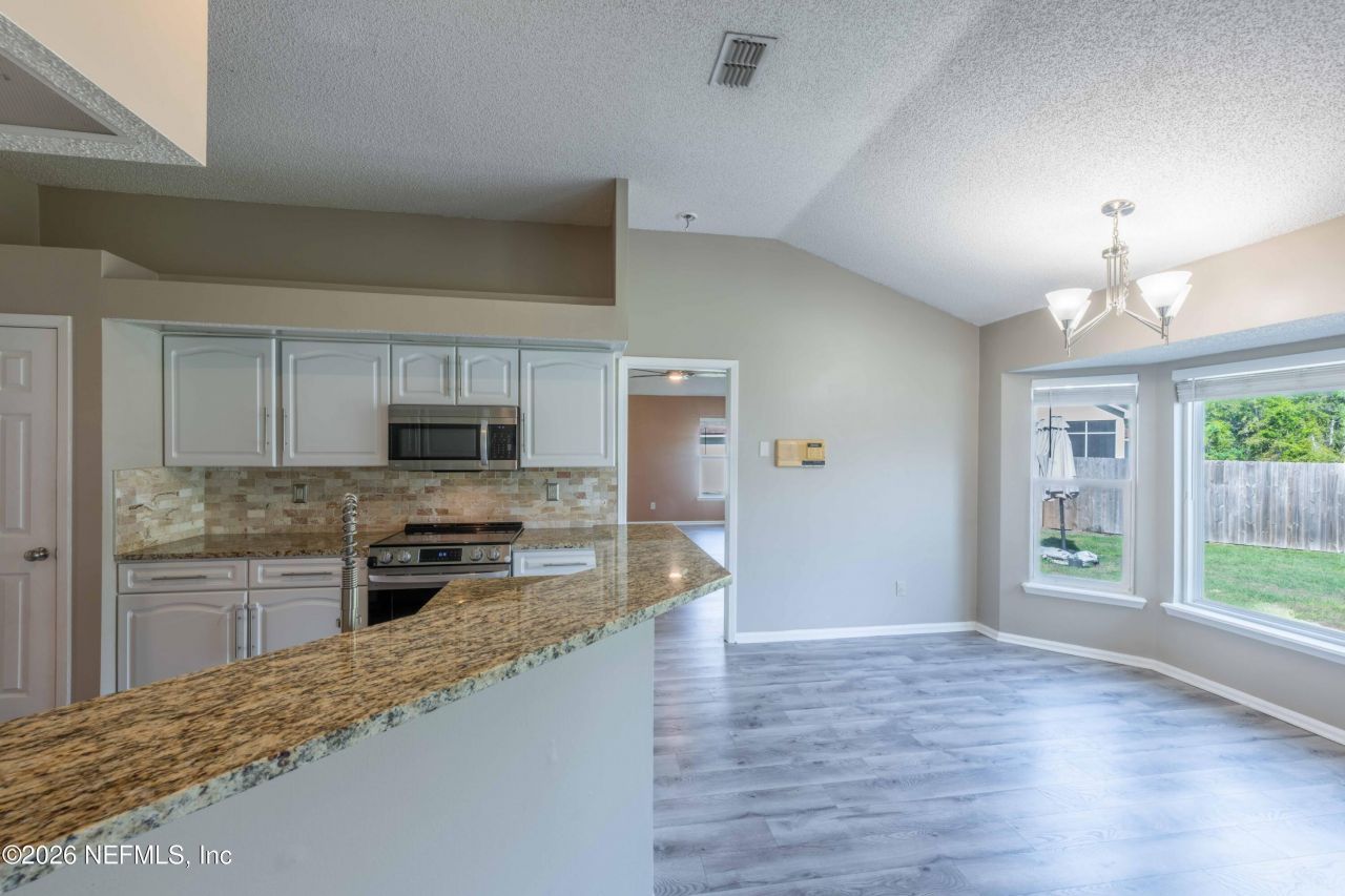 7940 Ortega Bluff Parkway, Jacksonville, FL 32244 Photo