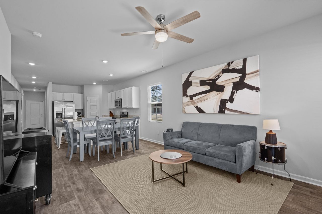 135 Talladega Dr.  Photo 11