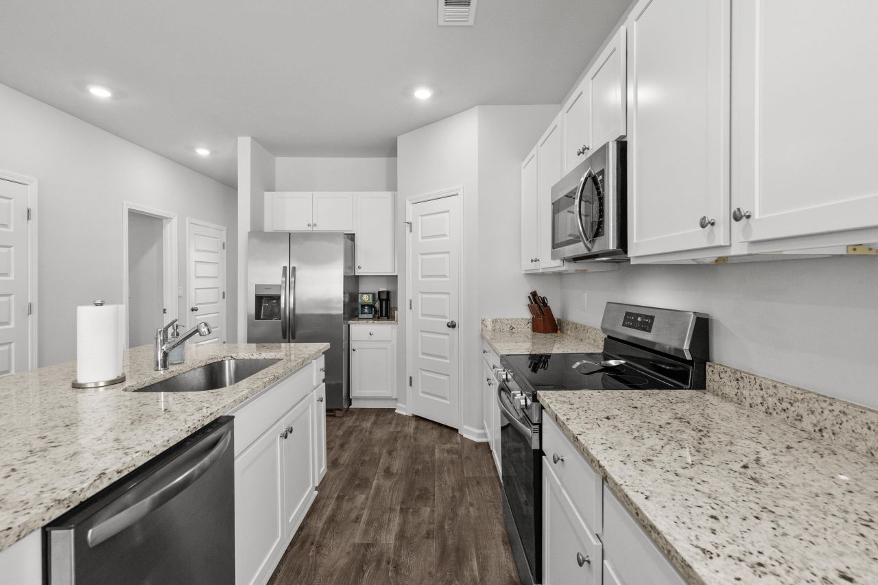 135 Talladega Dr.  Photo 15