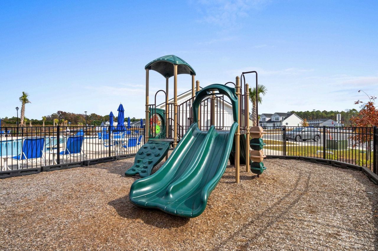 135 Talladega Dr.  Photo 32