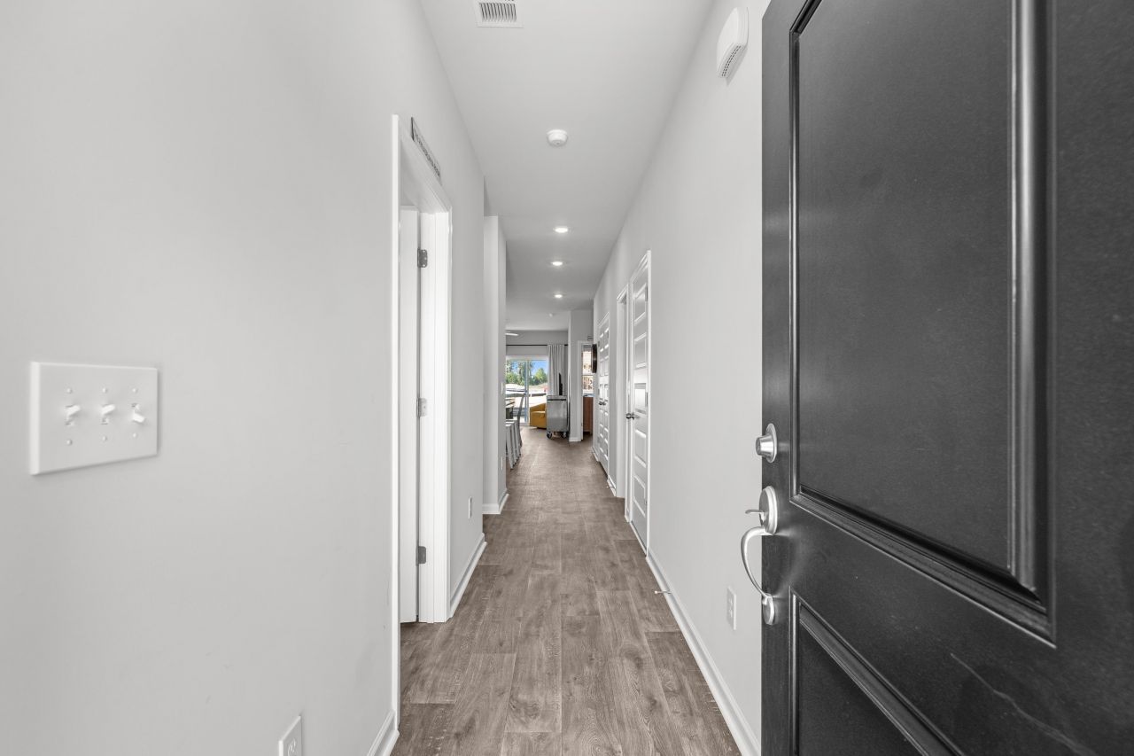 135 Talladega Dr.  Photo 5