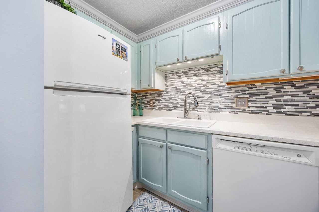 7700 Porcher Dr. Photo 15