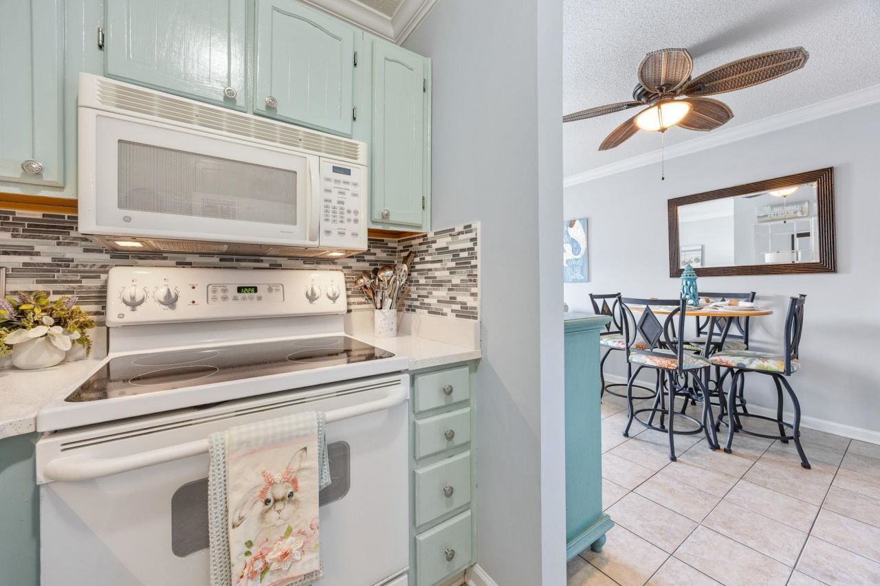 7700 Porcher Dr. Photo 16