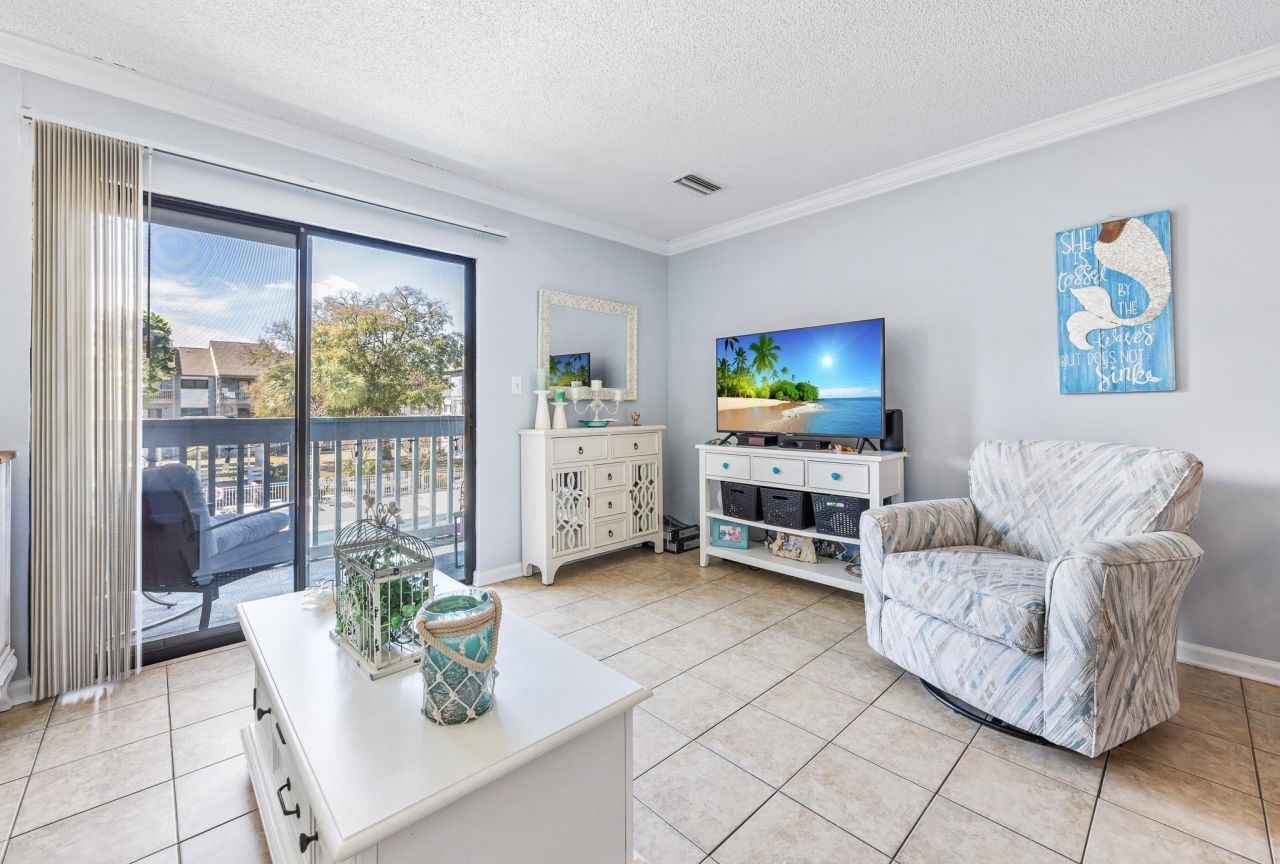 7700 Porcher Dr. Photo 4