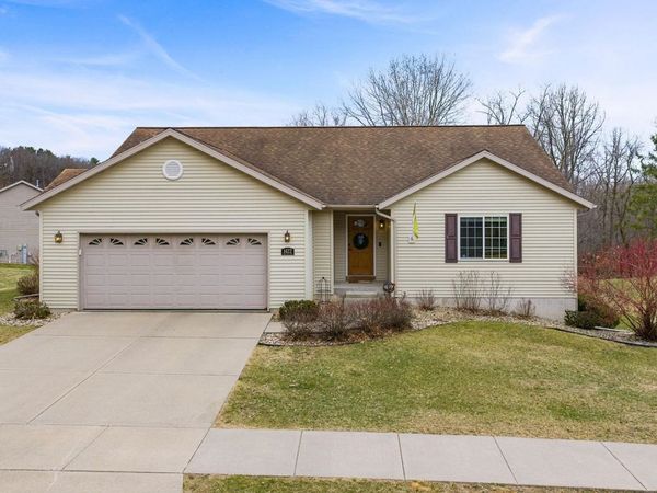 1422 Ridgeview Drive, Reedsburg, WI 53959