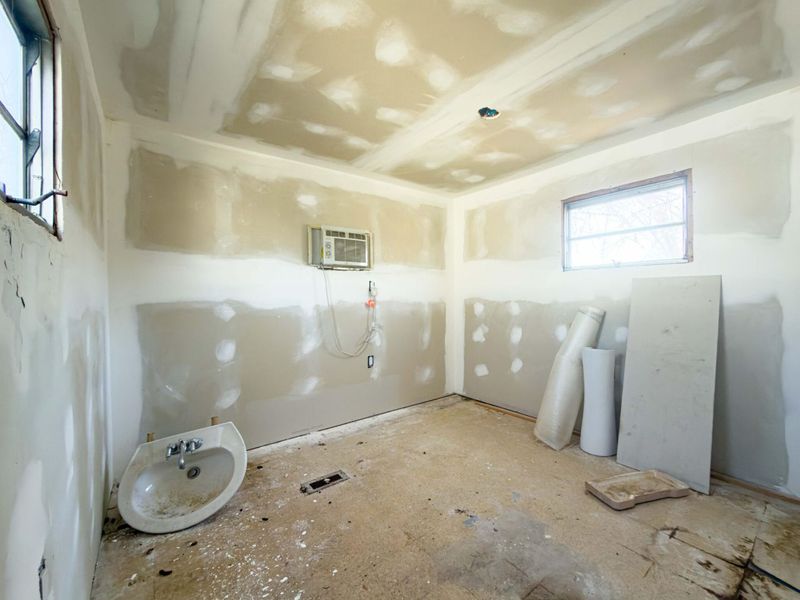 8312 OH-366 , Unit 21, Russells Point, OH 43348 Photo 11