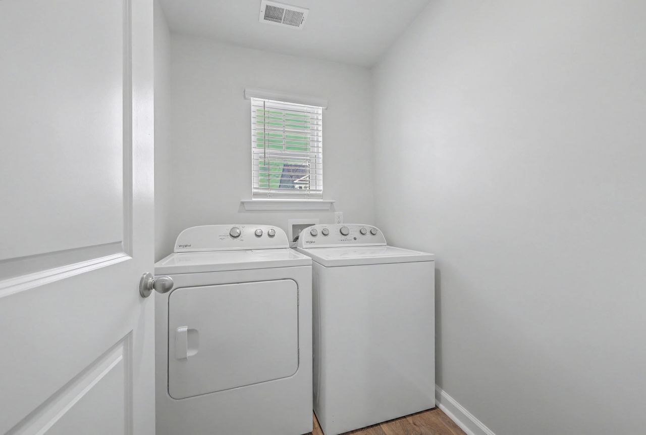 325 Coral Sunset Way Photo 20