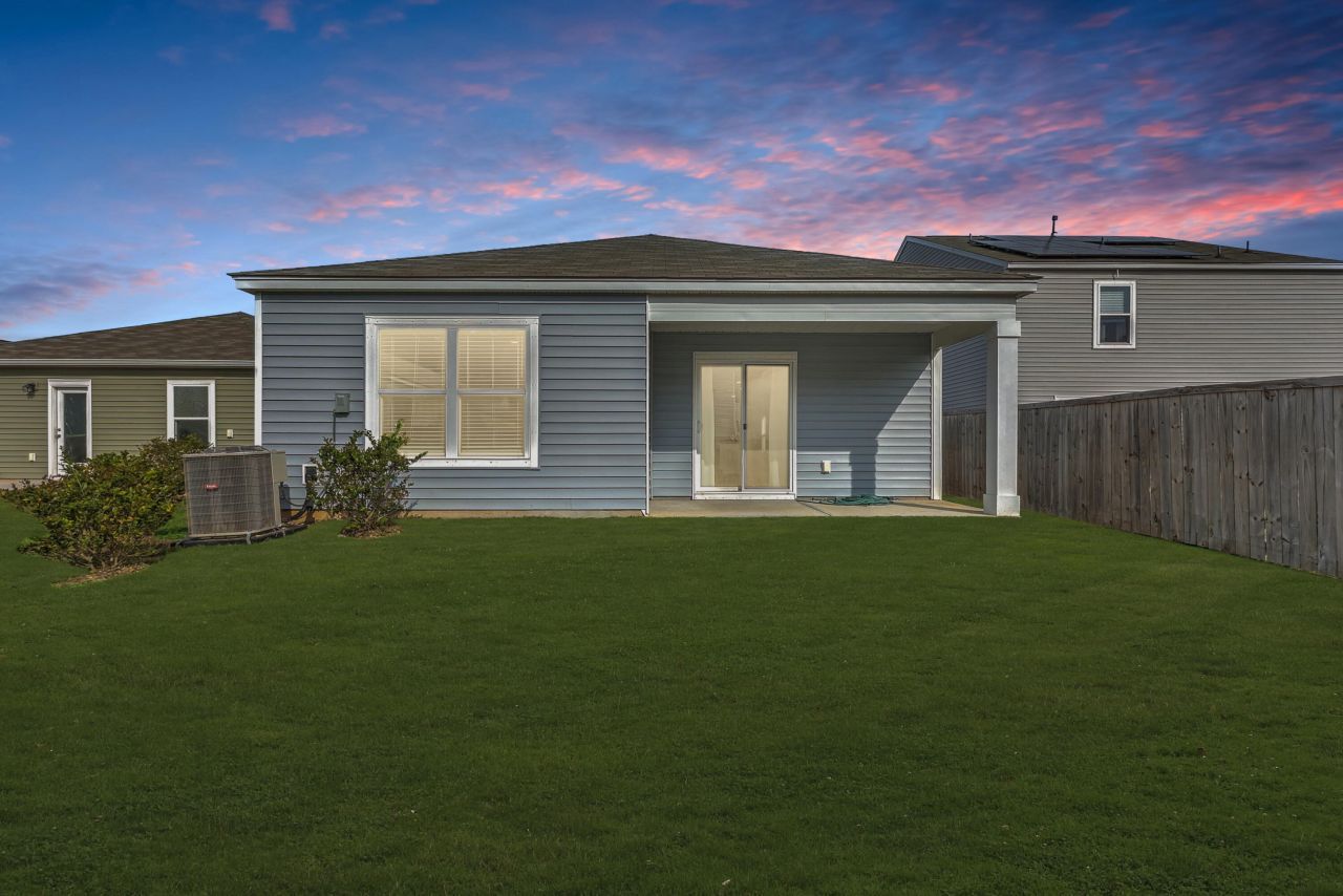 325 Coral Sunset Way Photo 35