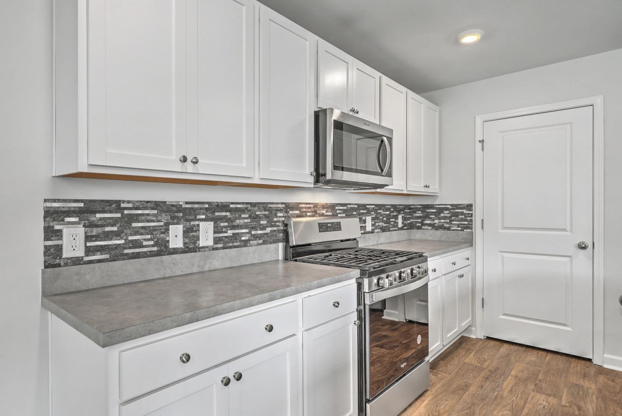 325 Coral Sunset Way Photo 8