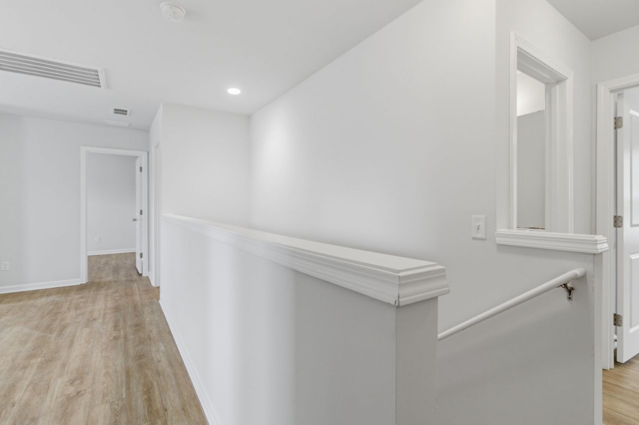 228 Hayworth Road Photo 20