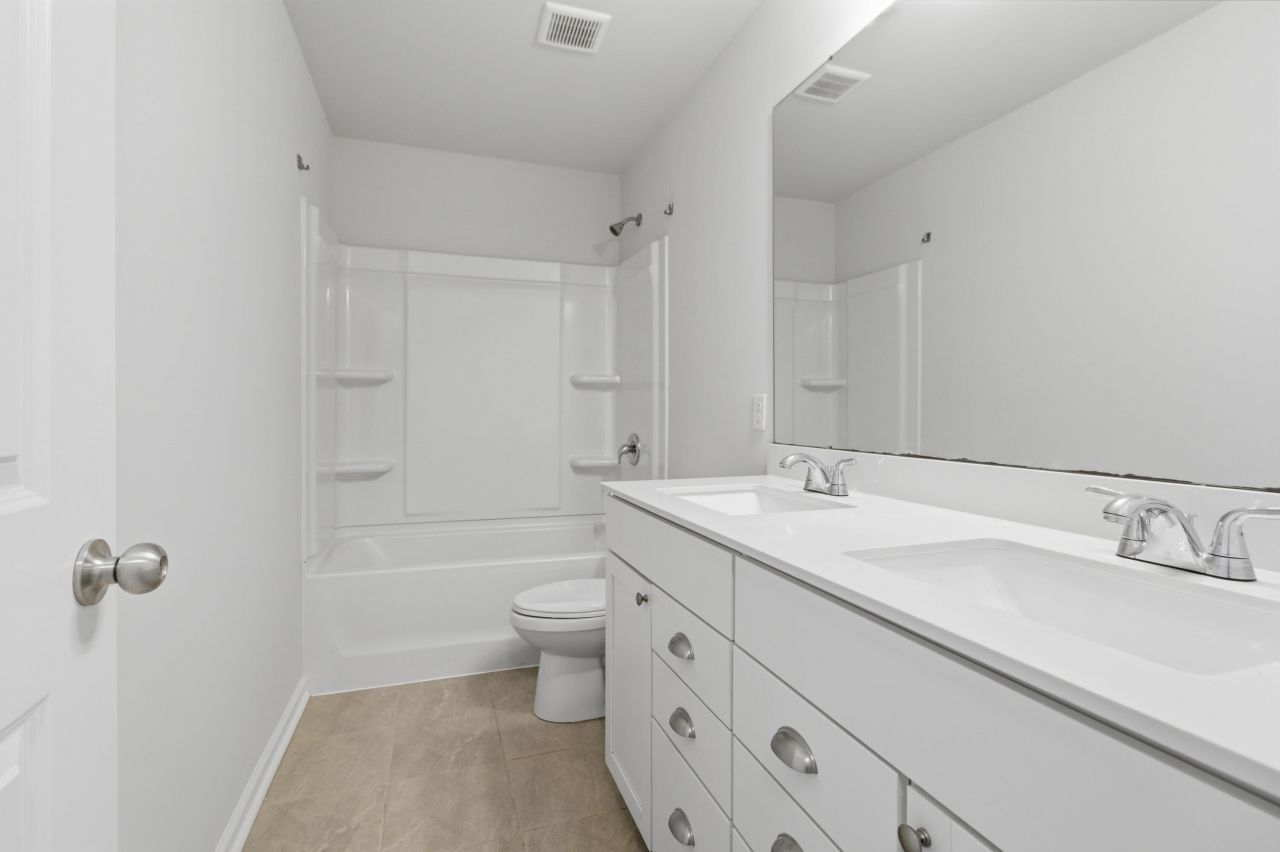 228 Hayworth Road Photo 25