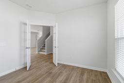 228 Hayworth Road photo 4