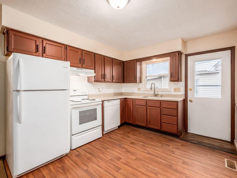 3543 Grant Avenue, Grove City, OH 43123 Photo 6