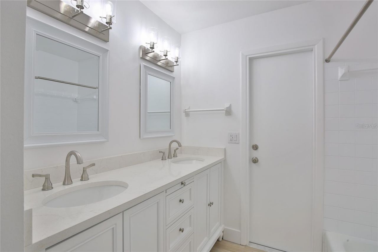 2834 Hardee Drive, Sarasota, FL 34231 Photo