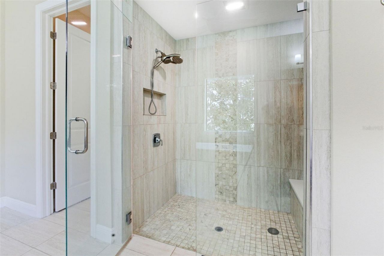 14907 Tavares Mill Avenue, Lithia, FL 33547 Photo