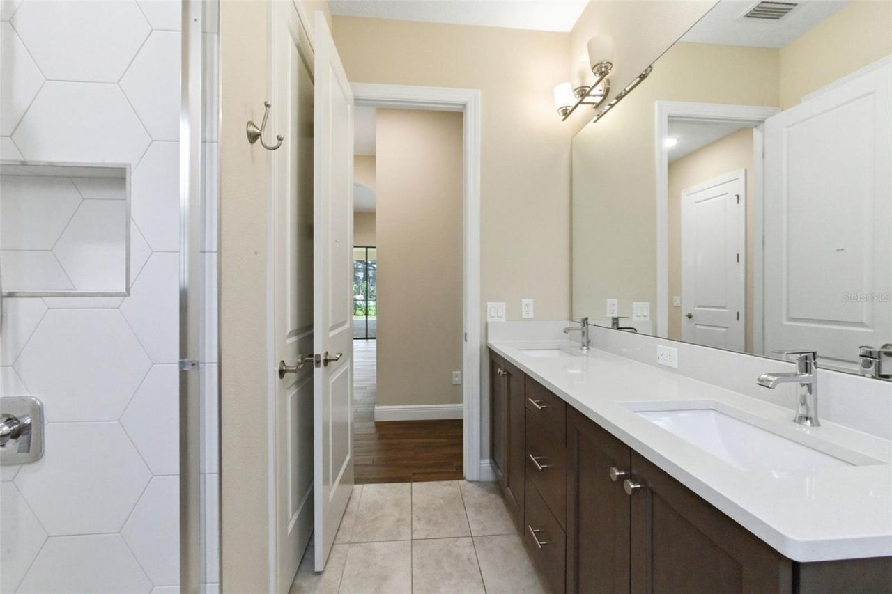 14907 Tavares Mill Avenue, Lithia, FL 33547 Photo